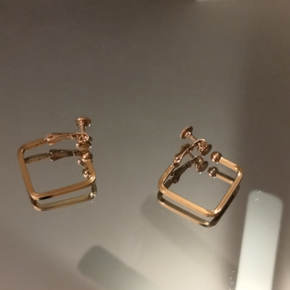Old Money Earrings Gold Hoop Screw On Geometric Minimalist Luxury Jewelry - Picture 15 of 16